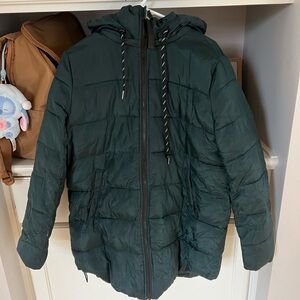 SEBBY Women's 3/4 puffer jacket in the color bottle green